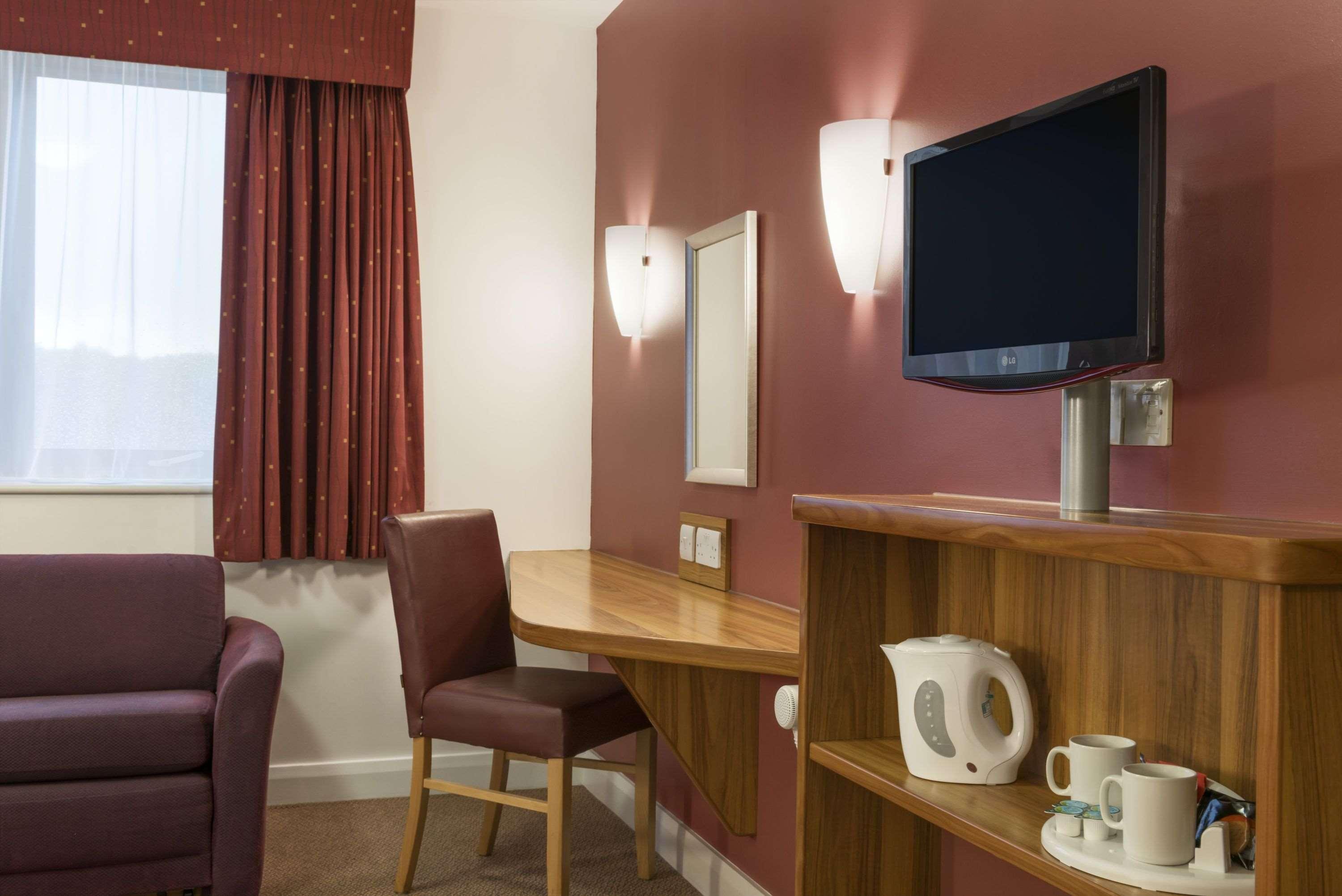 Hotel Days Nec - M6